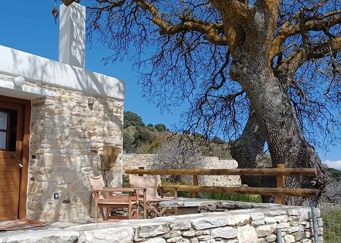 Hatzanario Apeiranthos